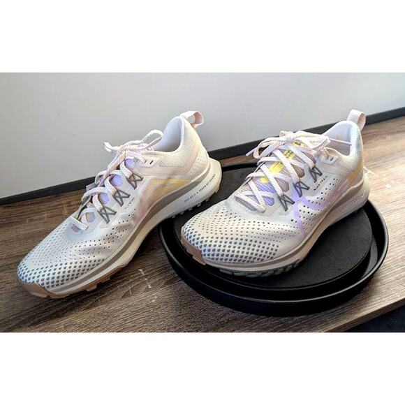 Nike Running Shoes Women's Size 8.5 React Pegasus Trail 4 Flywire Retro Gym Shoe - Picture 8 of 16